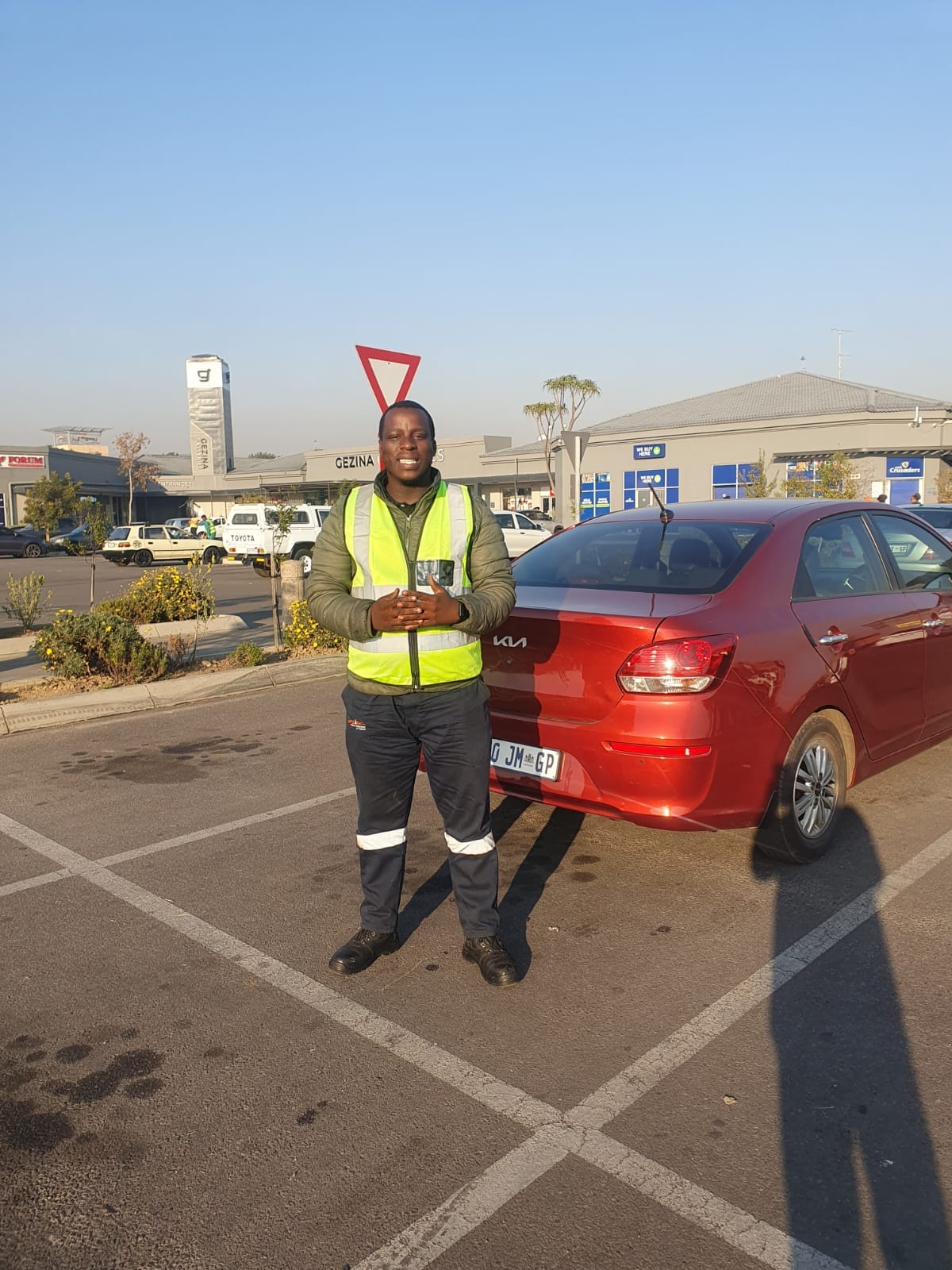 Lazola Fundiswa - Founder & Lead Professional